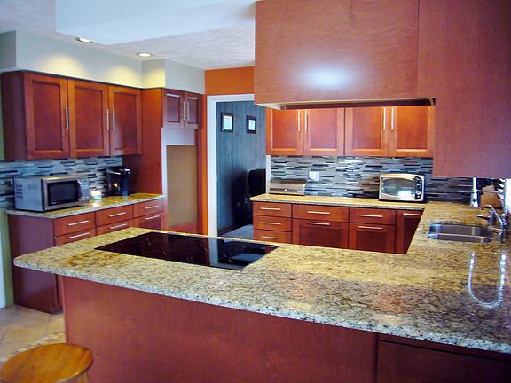 5th image of 340 Shadywood Dr