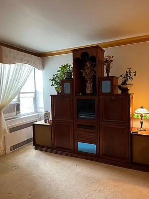 Sold by REMAX Elite | media 19