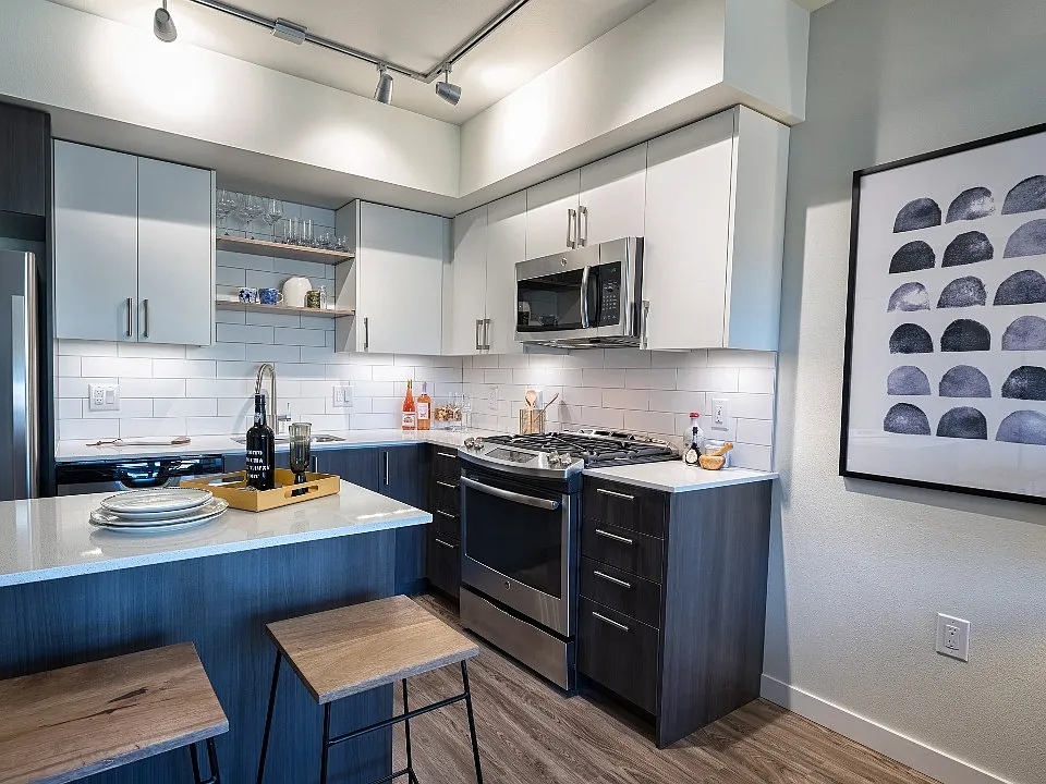 Beautiful finishes include subway tile backsplash
