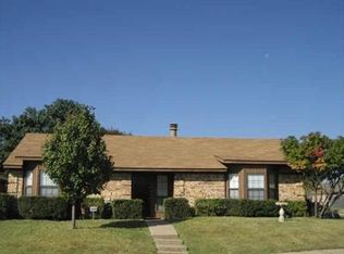 2725 Foxglen Dr, Mesquite, TX 75150