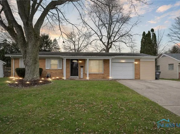 611 Indian Knoll Dr, Toledo, OH 43607