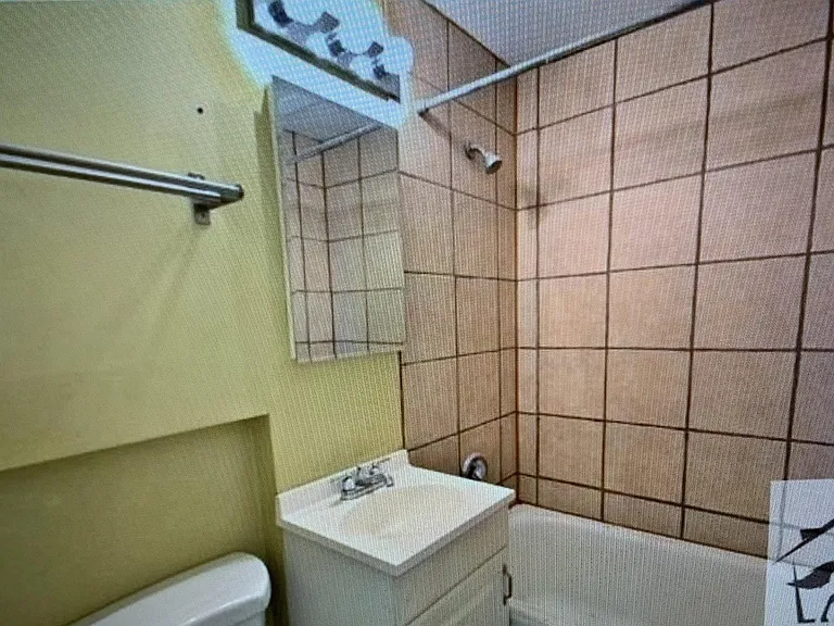 1470 S Edison St #2 — Photo 13
