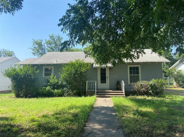 1103 W Payne St, Olney, TX 76374