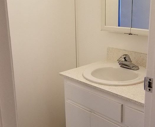 5th image of 4573 Twain Ave APT 115