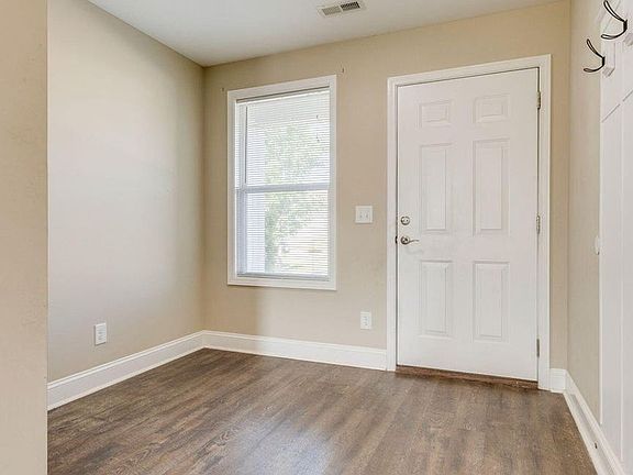 4th image of 176 Miss Maude Patton Ln