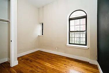 Rented by SCOUTBK.COM