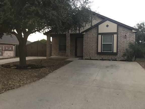 2nd image of 5212 Brewster Dr