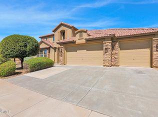 18372 W Ivy Ln, Surprise, AZ 85388