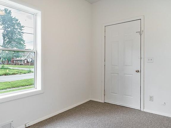 3rd image of 1803 8th St