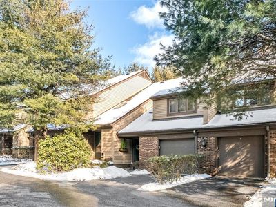 50 Longfellow Ln, Mahwah, NJ, 07430