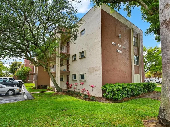 7000 Nova Dr APT 105E, Fort Lauderdale, FL 33317