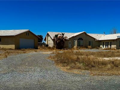3750 S Rainbow Ave, Pahrump, NV, 89048