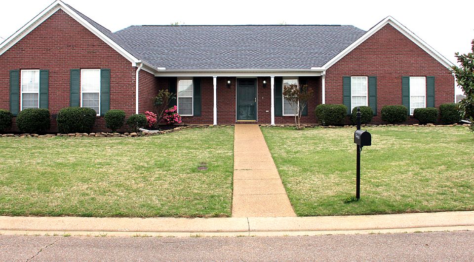 New roof, shutters, columns