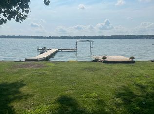 13124 Lake Shore Dr, Cedar Lake, IN 46303