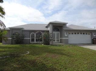 534 SW 35th Ter, Cape Coral, FL 33914