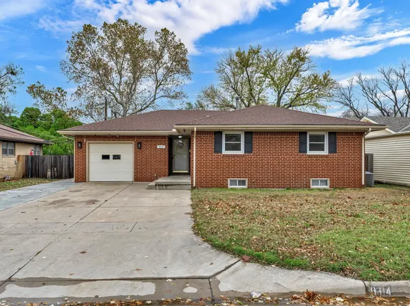 8314 E Bayley St, Wichita, KS 67207