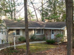 231 Bierys Bridge Rd, Bethlehem, PA 18017