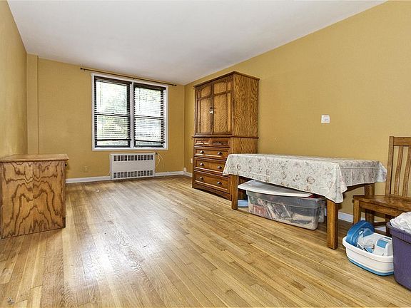4th image of 2220 Burnett St APT 1K