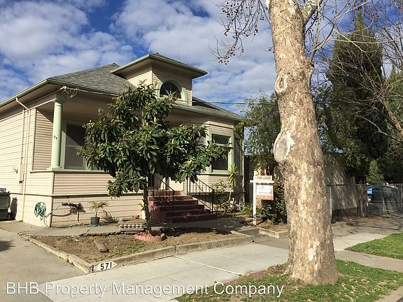 2nd image of 571 N 13th St