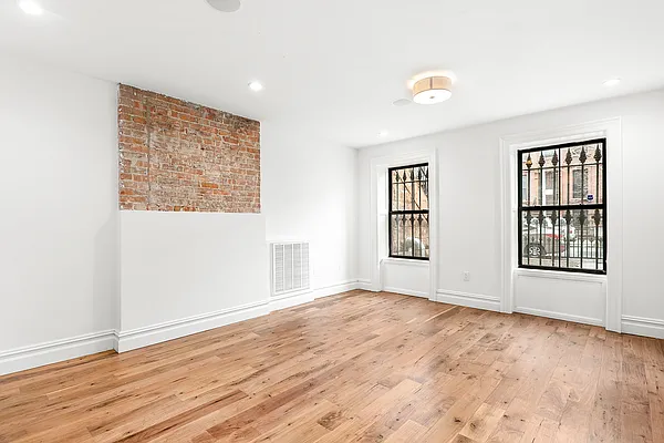 Rented by Corcoran | media 7