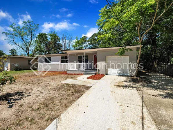 6613 Shady Oak Dr, Jacksonville, FL 32277