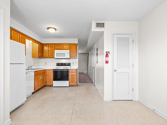 2nd image of 630 Needmore Rd #690B