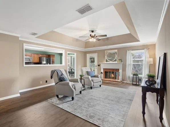 2123 River Chase Dr, Murfreesboro, TN 37128