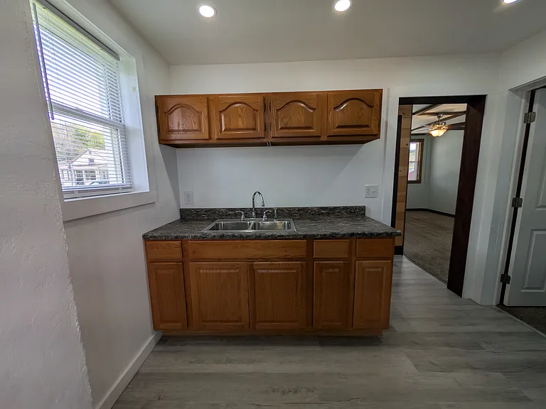 56 Franklin Ave #A — Photo 17