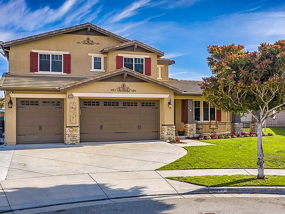 2nd image of 5985 Greyville Pl