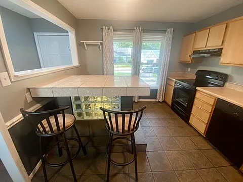 5681 Pepperbush Dr — Photo 4
