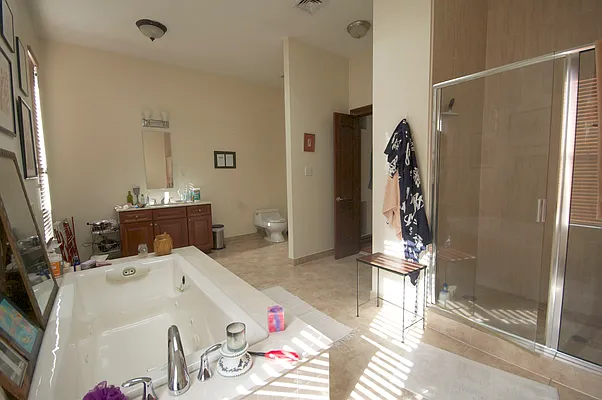 Rented by Link NY Realty | media 13