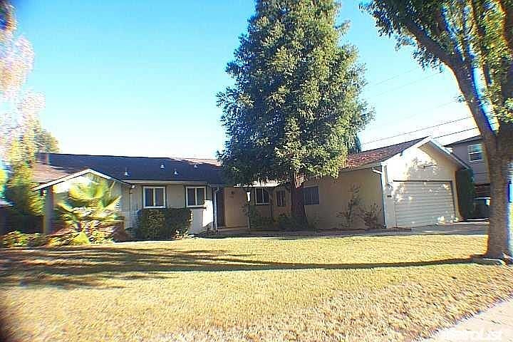 1st image of 1975 Santa Rosa Way