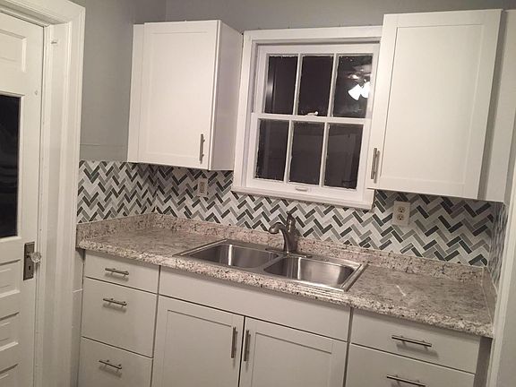 5th image of 409 1/2 S Duncan St