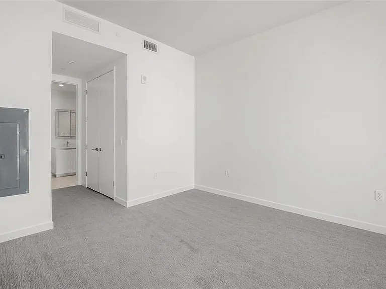 400 Central Ave #1709 — Photo 33