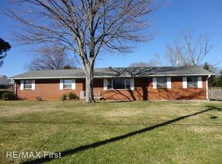 2223 Sevierville Rd, Maryville, TN 37804