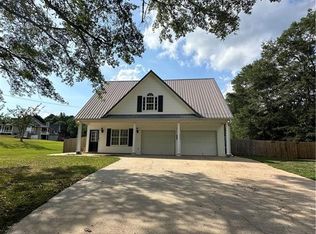 470 Harris Rockmore Loop, Loganville, GA 30014