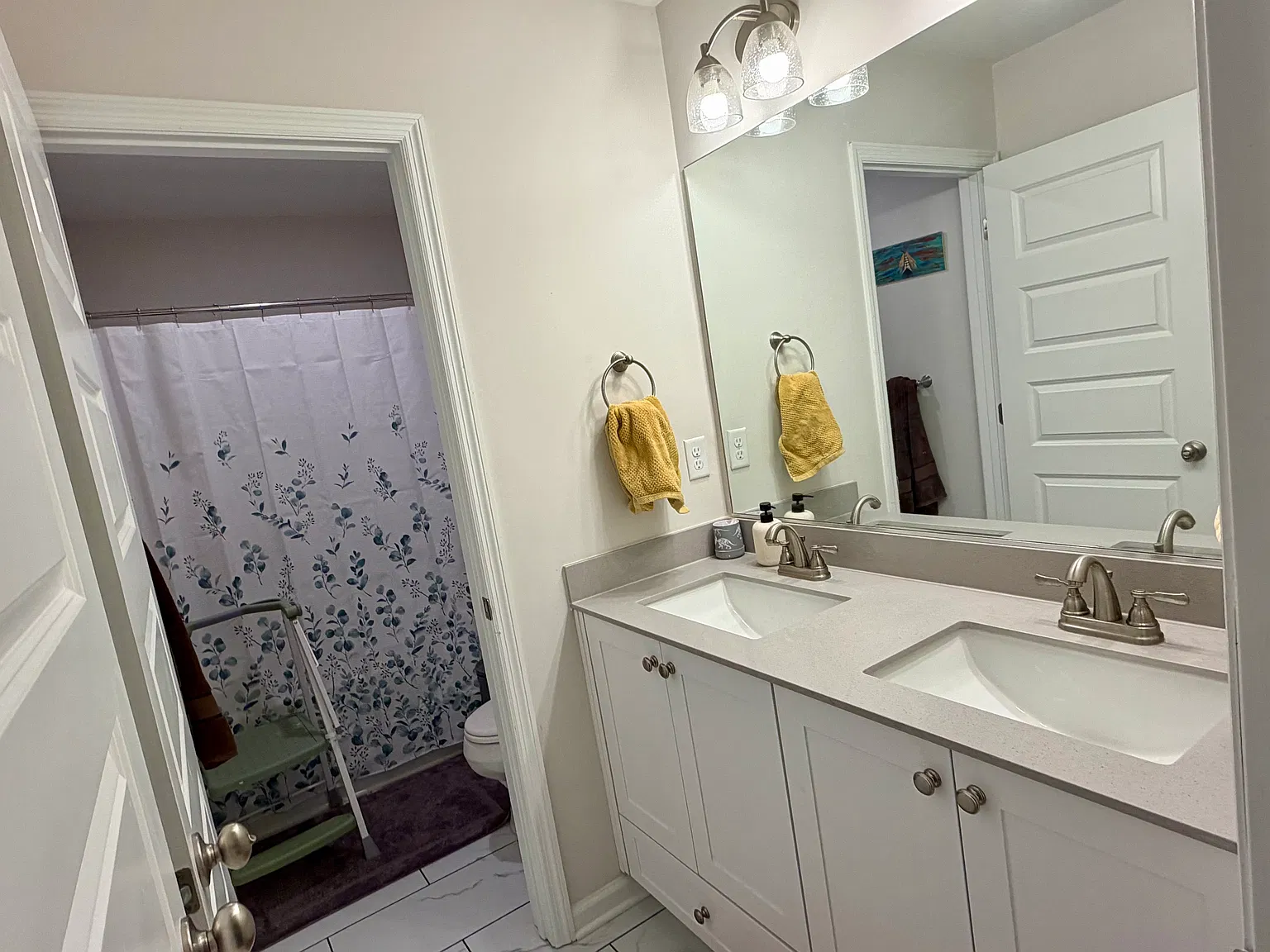 1060 Linsmore Ave — Photo 4