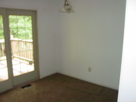 3rd image of 3858 Bentley Dr