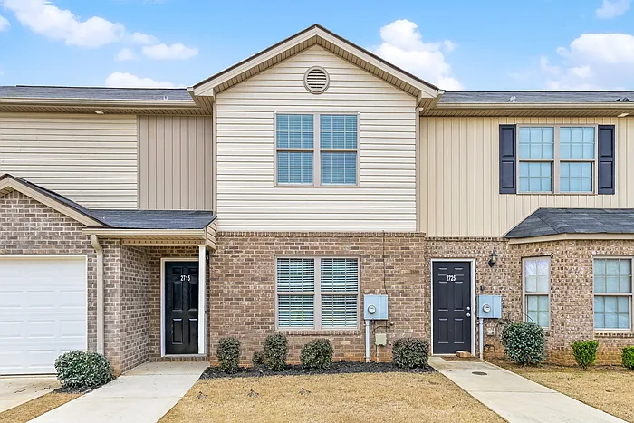 2715 Marlin Dr — Photo 1