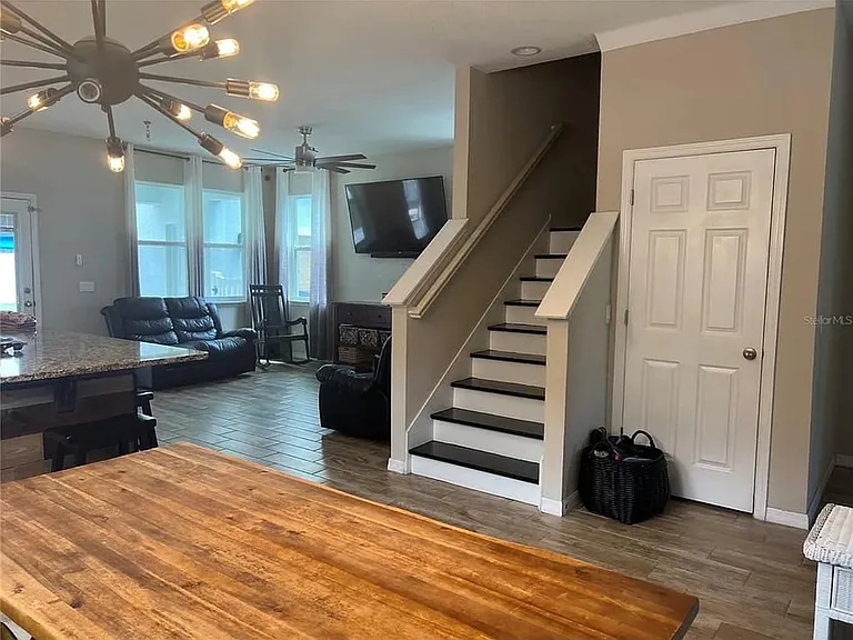 5160 Autumn Ridge Dr — Photo 14