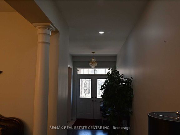 4th image of 4640 Erwin Rd