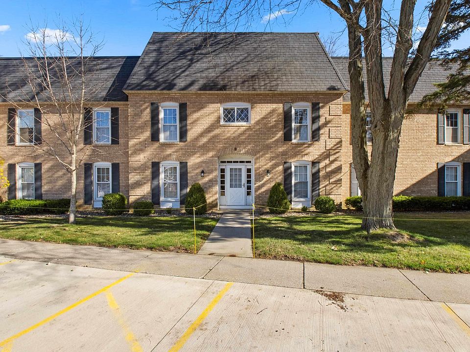 1st image of 810 W Loire Ct APT 203B