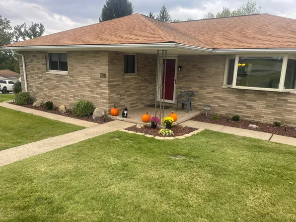 66524 N Moss Run Rd, Bellaire, OH 43906