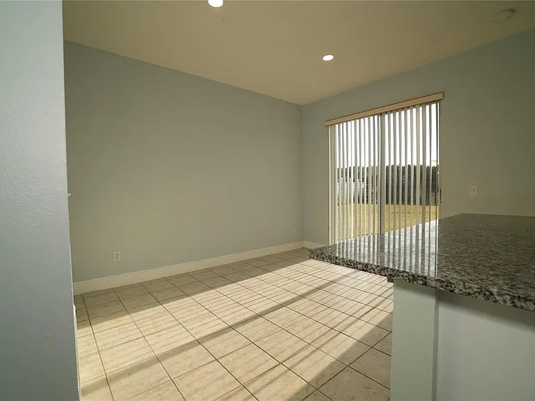 2560 Sage Dr W — Photo 10