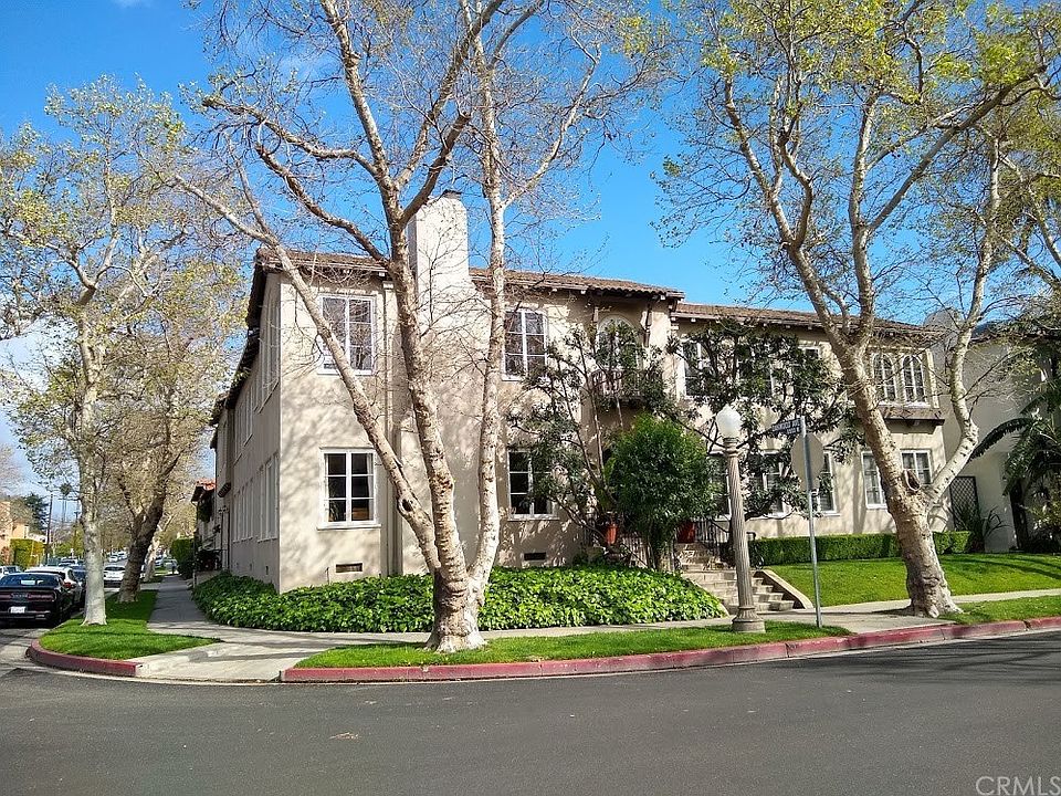 1st image of 368 N Sycamore Ave