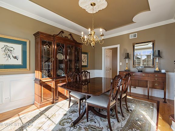 5th image of 10548 Louetta Ln