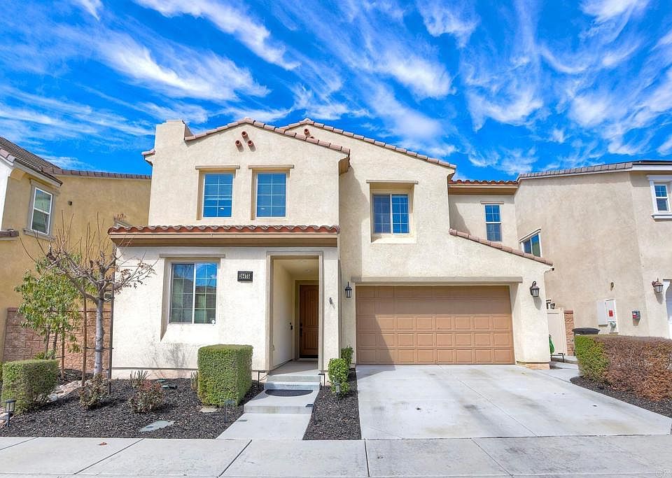 1st image of 24475 Poinsettia Dr