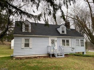 4 Paddock Rd, Franklin, NJ 07416