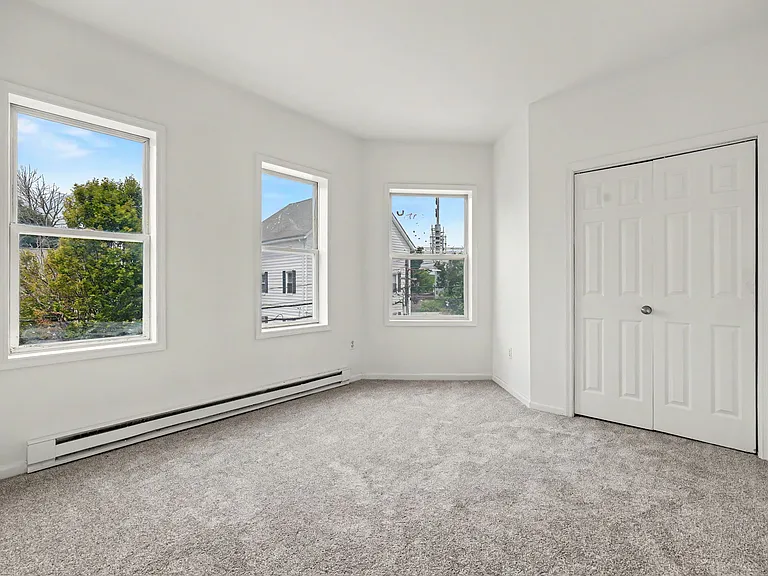 2 S New St #2 — Photo 19