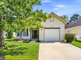 55 Warwick Way, Southampton, NJ 08088